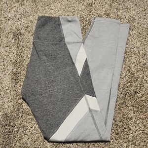 Old Navy Active Heather Gray Leggings